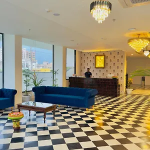 Staycation Premium De Glance Near Railway Station Udaipur